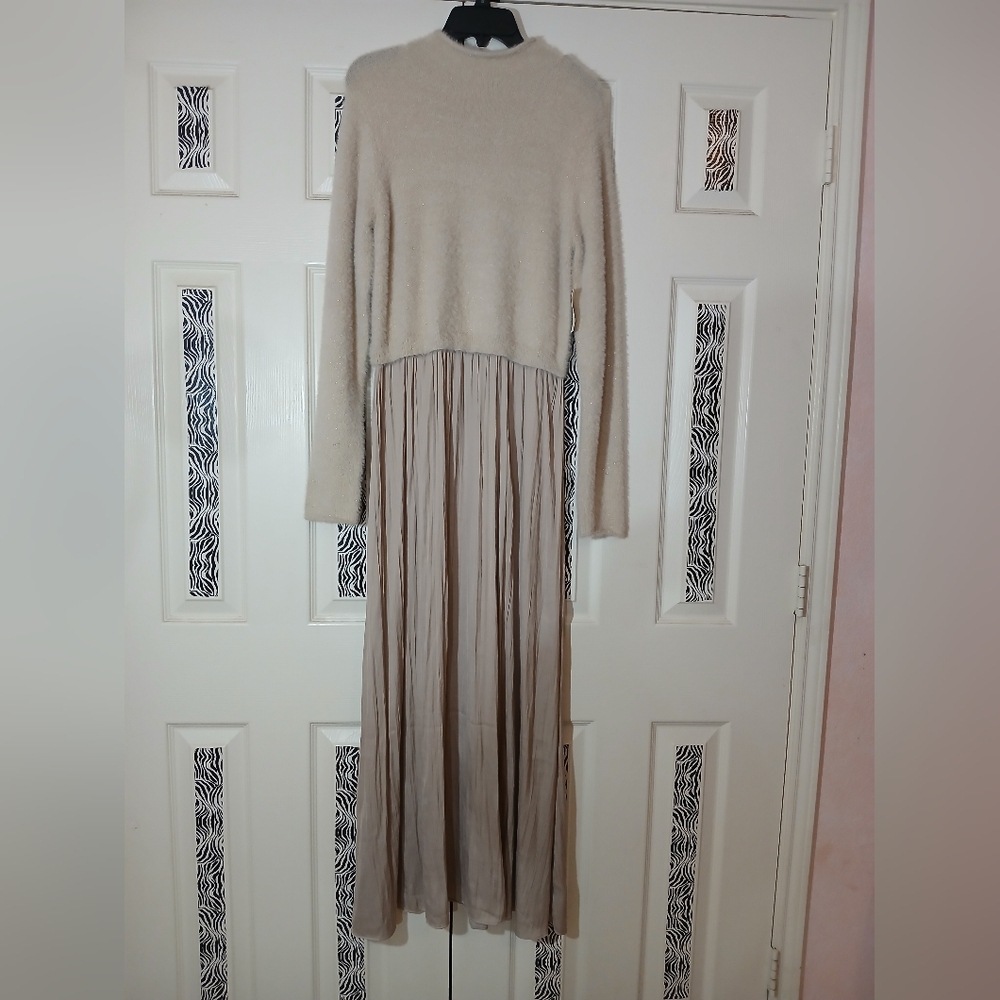 Anthropologie Thea Long Sleeve Twofer Cream and Tan Maxi Dress Size L (NWT) - Picture 3 of 8